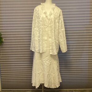 Elegant White Two-Piece Set